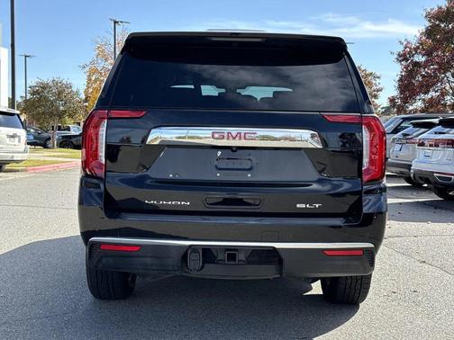 2021 GMC Yukon SLT
