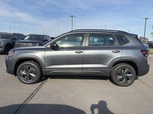 Platinum 2026 Volkswagen Taos S