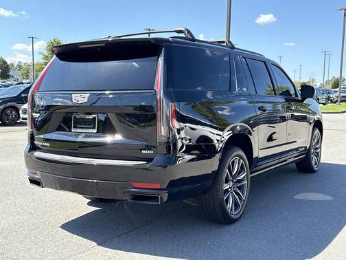 2022 Cadillac Escalade ESV Sport Platinum