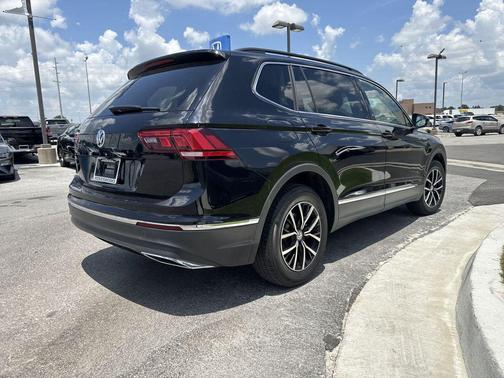 2021 Volkswagen Tiguan 2.0T SE