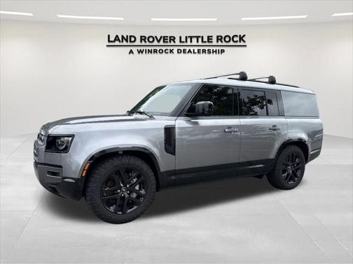 2024 Land Rover Defender 130 P400 Outbound