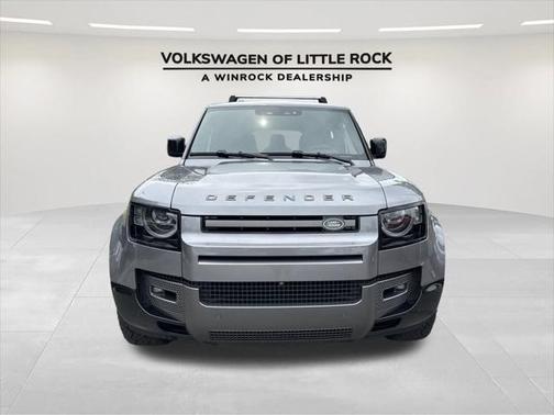 2024 Land Rover Defender 130 P400 Outbound