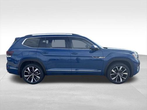 2025 Volkswagen Atlas 2.0T SEL Premium R-Line 4MOTION