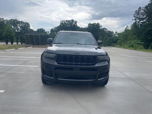 Diamond Black Crystal Pearlcoat 2021 Jeep Grand Cherokee L Altitude