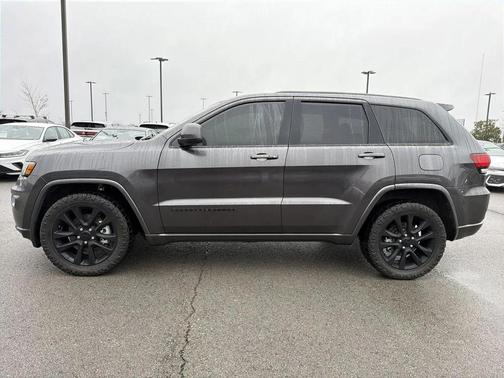2021 Jeep Grand Cherokee Laredo
