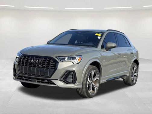 2023 Audi Q3 45 S line Premium Plus