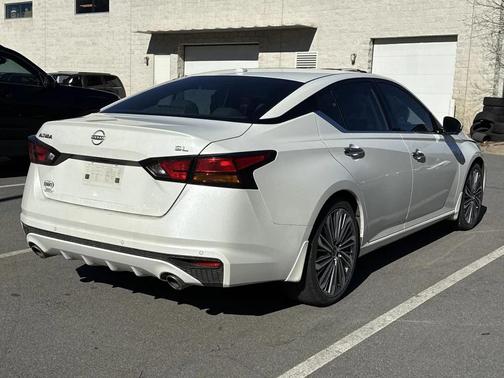 2024 Nissan Altima 2.5 SL