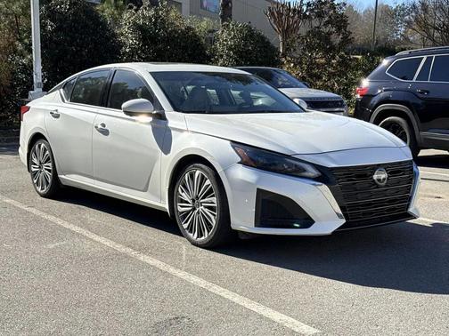 2024 Nissan Altima 2.5 SL