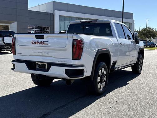 2024 GMC Sierra 2500 Denali