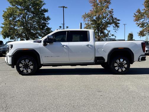 2024 GMC Sierra 2500 Denali