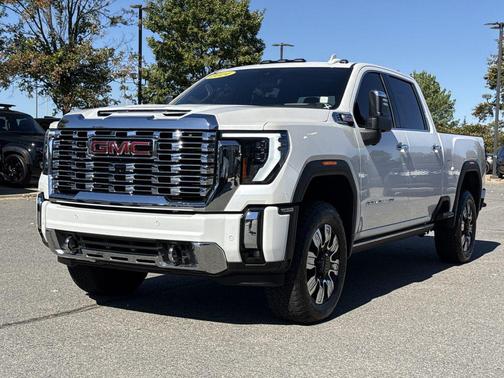 2024 GMC Sierra 2500 Denali