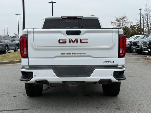 2019 GMC Sierra 1500 AT4