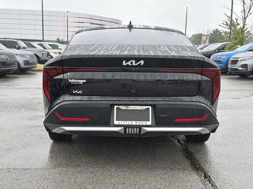 Aurora Black Pearl 2025 Kia K4 EX