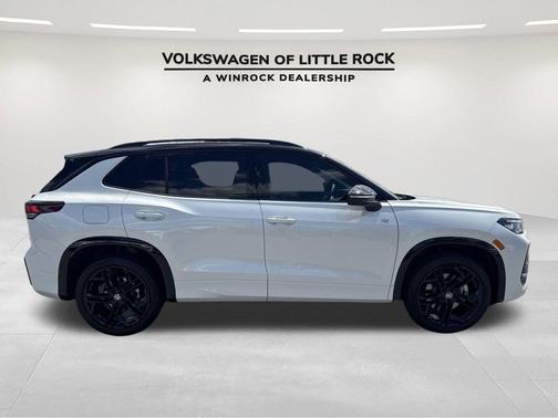 2025 Volkswagen Tiguan 2.0T SE R-Line Black 4MOTION