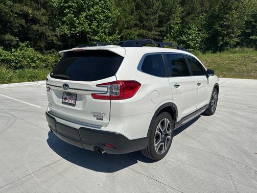 Crystal White Pearl 2023 Subaru Ascent Touring 7-Passenger
