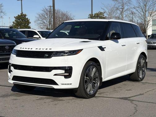 2026 Land Rover Range Rover Sport SE