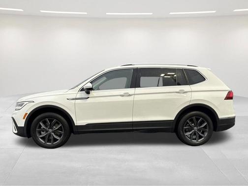 2024 Volkswagen Tiguan 2.0T SE 4MOTION