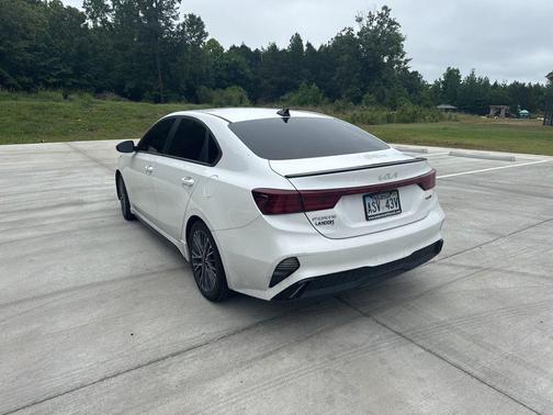 Snow White Pearl 2023 Kia Forte GT-Line