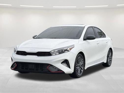 Snow White Pearl 2023 Kia Forte GT-Line