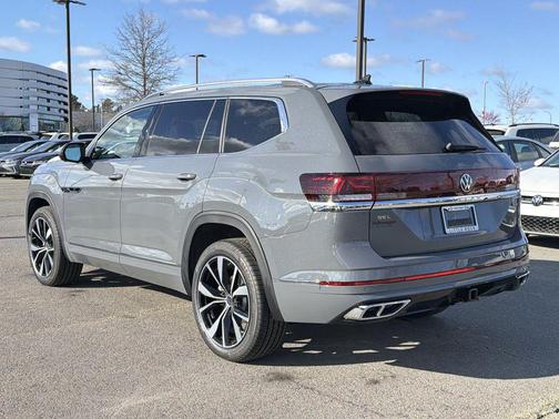2026 Volkswagen Atlas 2.0T SEL Premium R-Line 4MOTION
