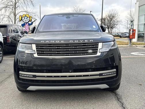 2023 Land Rover Range Rover P530 SE