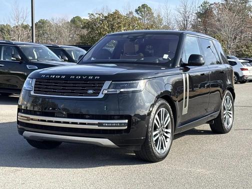 2023 Land Rover Range Rover P530 SE