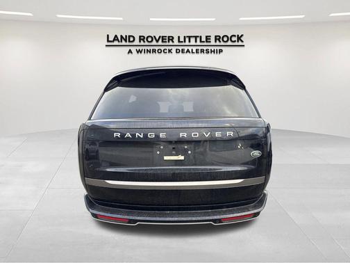 2023 Land Rover Range Rover P530 SE