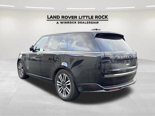 2023 Land Rover Range Rover P530 SE