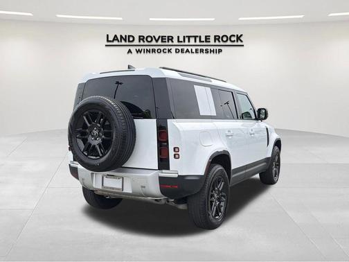 Fuji White 2025 Land Rover Defender 110 P300