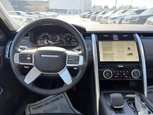 2024 Land Rover Discovery P300 S