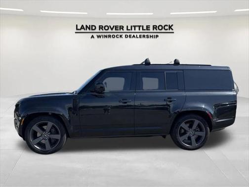 2024 Land Rover Defender 130 P400 Outbound