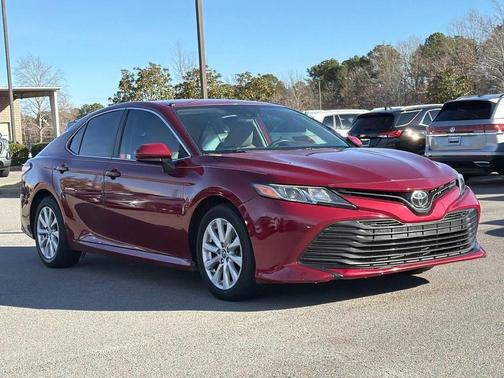 Ruby Flare Pearl 2019 Toyota Camry LE