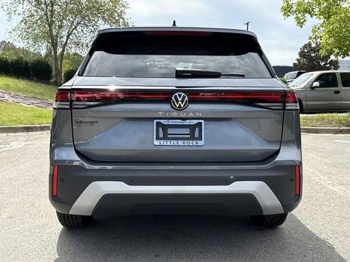 2025 Volkswagen Tiguan 2.0T S