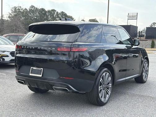 2024 Land Rover Range Rover Sport SE