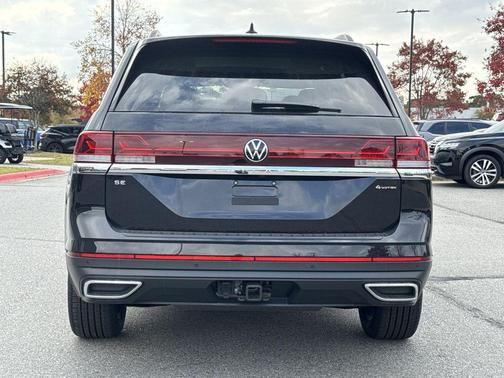 2026 Volkswagen Atlas 2.0T SE w/Technology 4MOTION