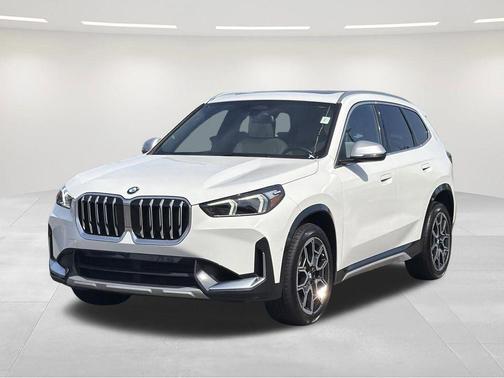 Alpine White 2023 BMW X1 xDrive28i