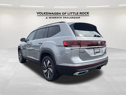 2025 Volkswagen Atlas 2.0T SE w/Technology 4MOTION