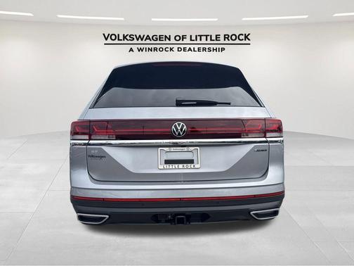 2025 Volkswagen Atlas 2.0T SE w/Technology 4MOTION
