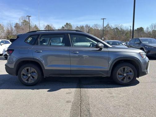 2025 Volkswagen Taos 1.5T S