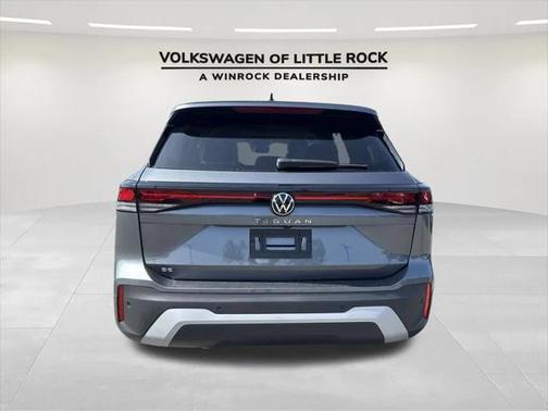 2025 Volkswagen Tiguan 2.0T SE