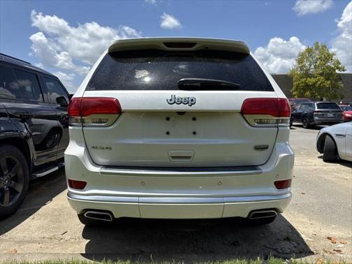 2017 Jeep Grand Cherokee Summit