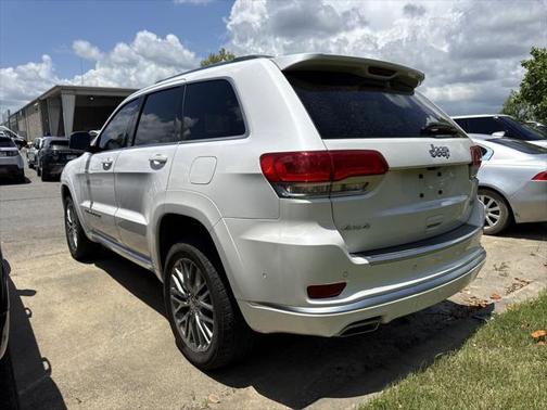 2017 Jeep Grand Cherokee Summit