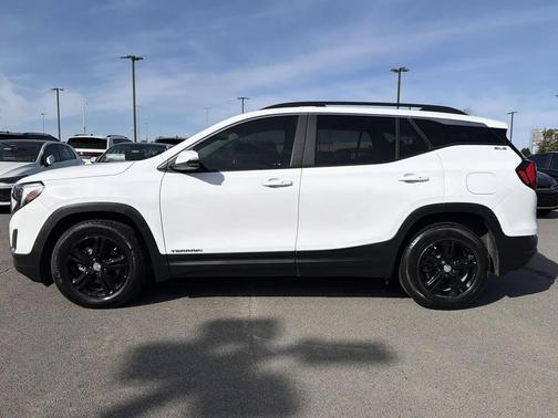 2021 GMC Terrain SLE