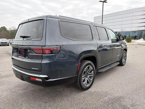 2024 Jeep Wagoneer L Series II 4x4