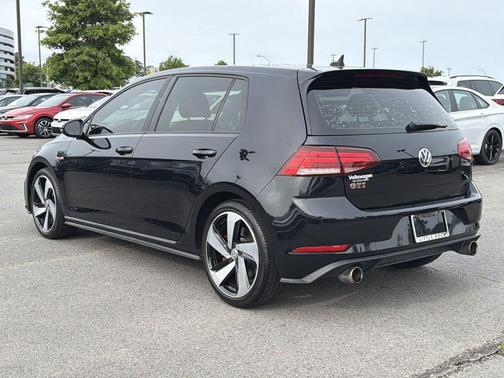 Deep Black Pearl 2019 Volkswagen Golf GTI 2.0T S 4-Door