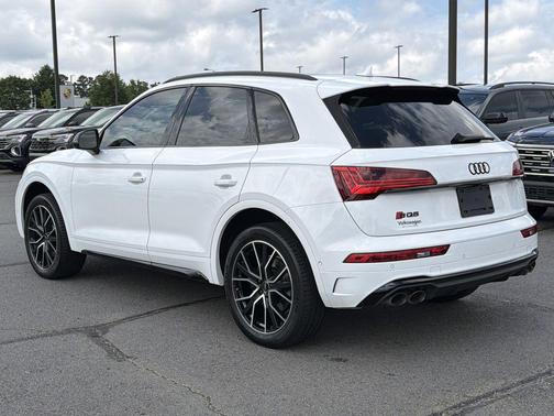Ibis White 2023 Audi SQ5 3.0T Prestige