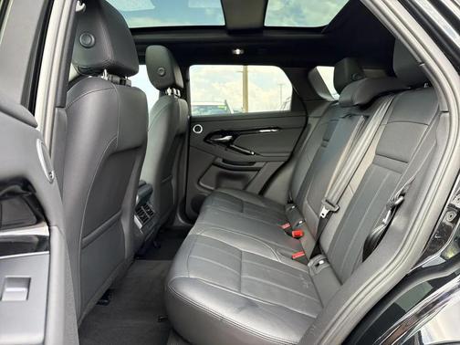 2025 Land Rover Range Rover Evoque Dynamic SE