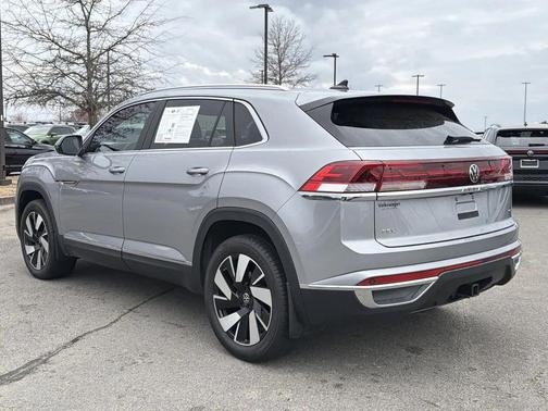 2025 Volkswagen Atlas Cross Sport 2.0T SEL