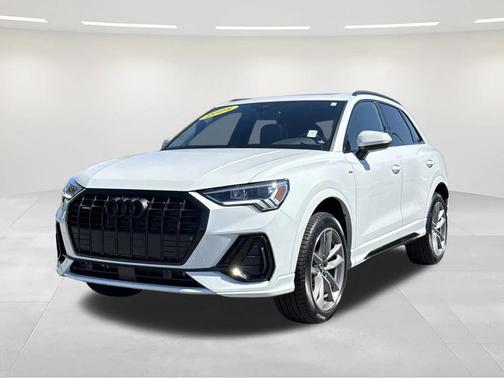 2024 Audi Q3 Premium 45 TFSI S line quattro Tiptronic