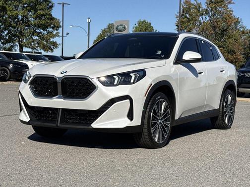 2025 BMW X2 xDrive28i